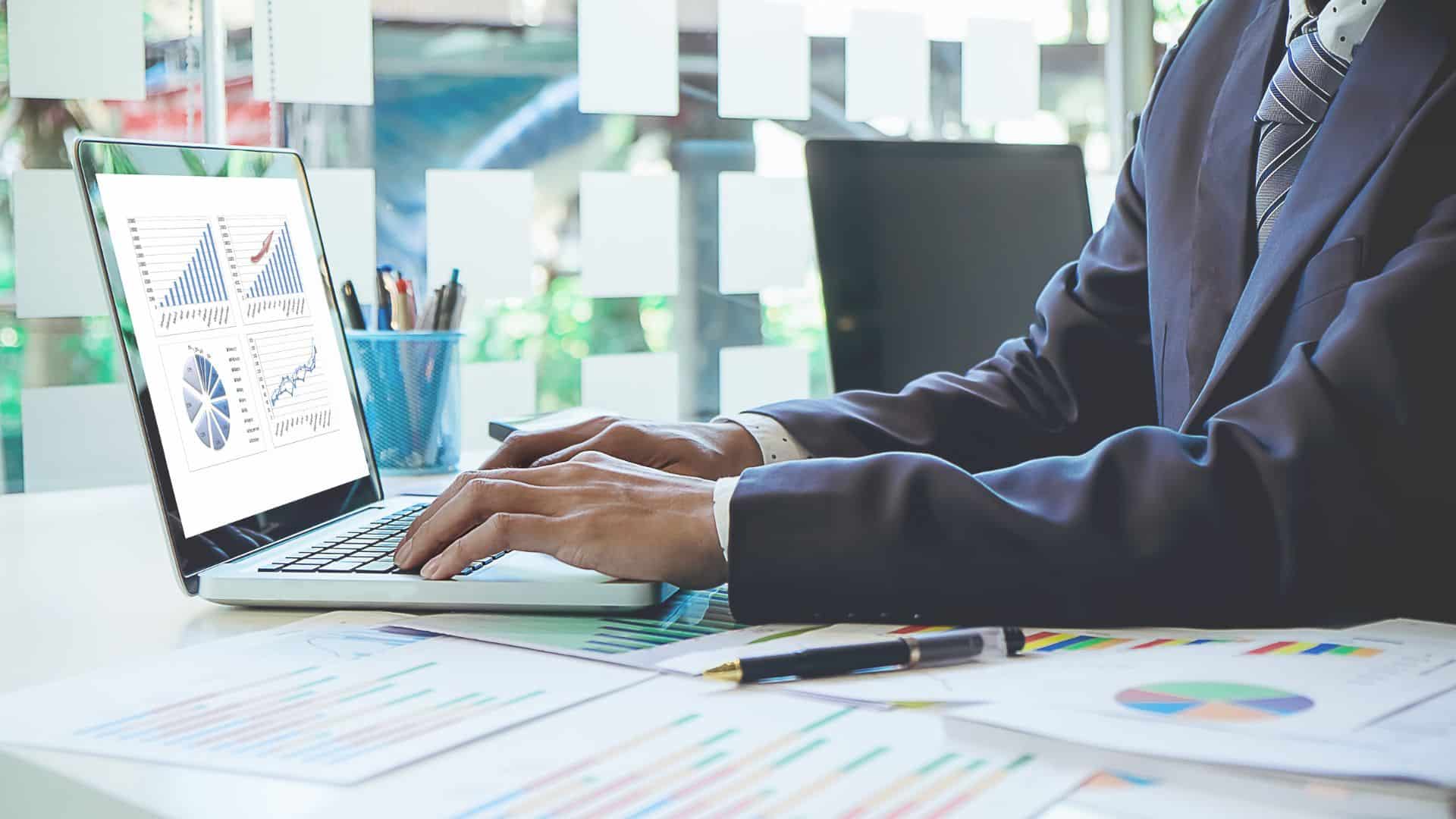 data-driven revenue operations strategy featured image data-driven revenue operations strategy featured image